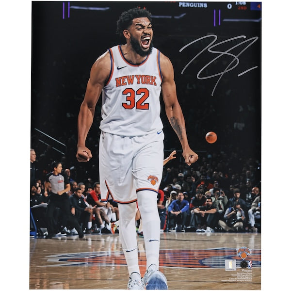 Karl-Anthony Towns New York Knicks Fanatics Authentic Autographed 16" x 20" Scream Photograph