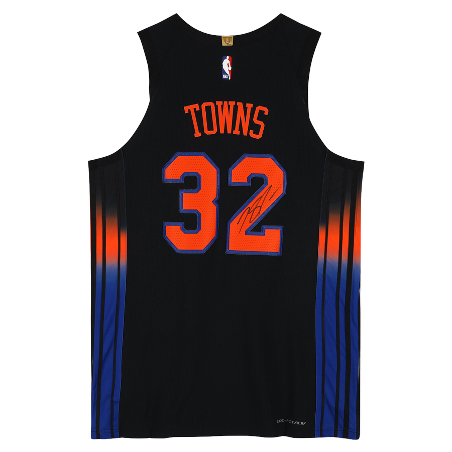 Karl-Anthony Towns New York Knicks Autographed Fanatics Authentic Black Jordan Brand 2025-26 Statement Edition Authentic Jersey