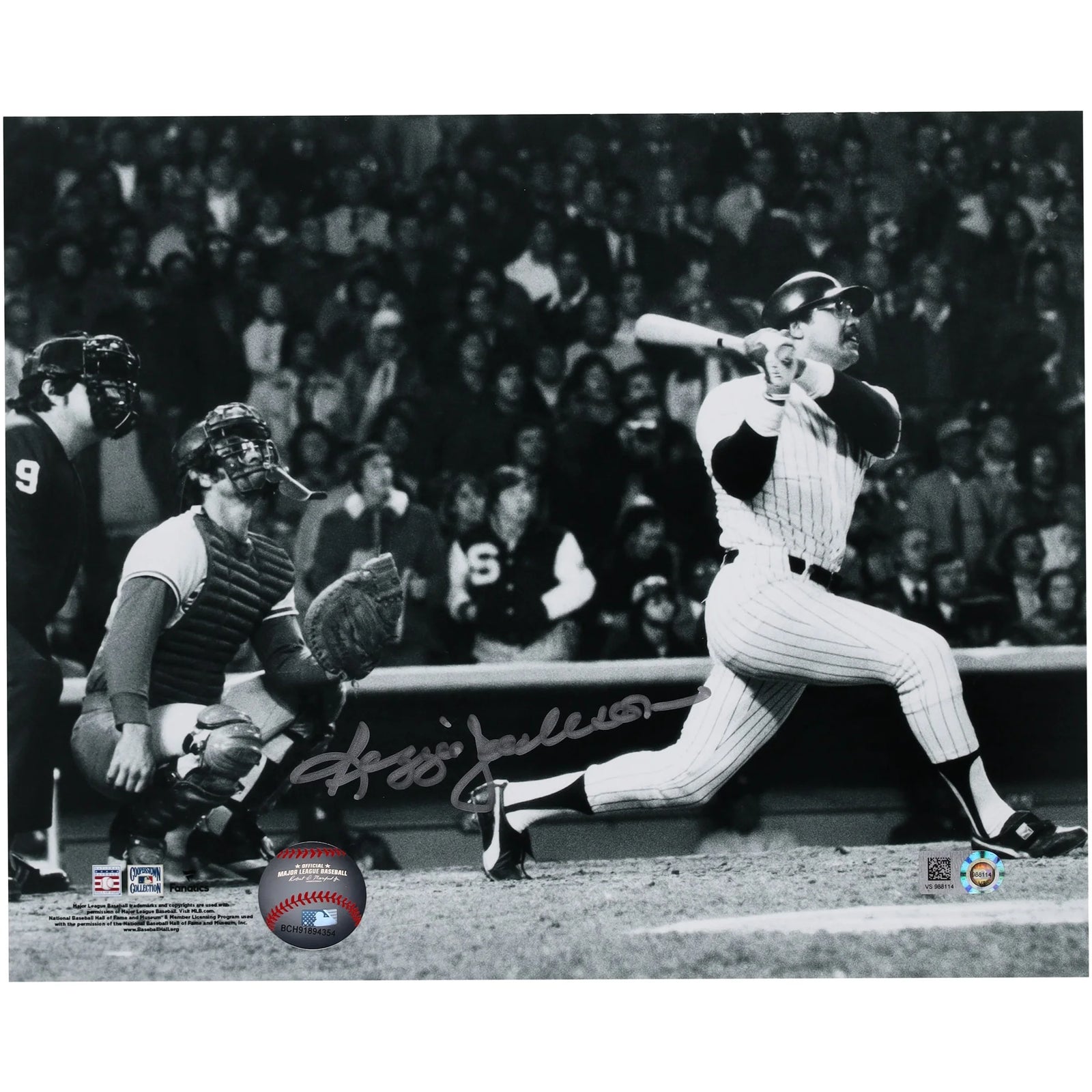 Reggie Jackson Signed 8 x 10 Photograph | 1977 World Series