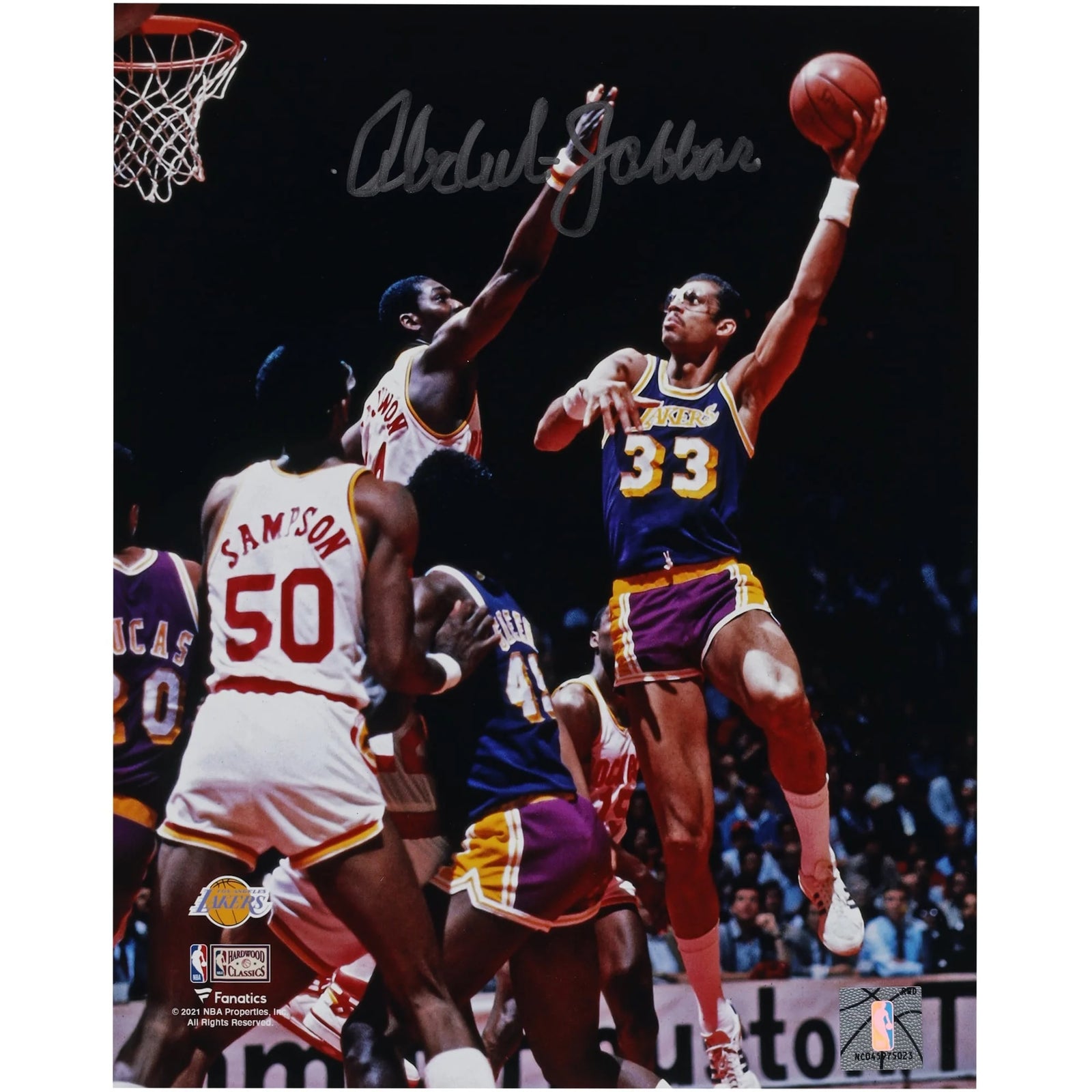 Kareem Abdul-Jabbar Signed 8 x 10 Photograph | Sky Hook vs. Houston Rockets