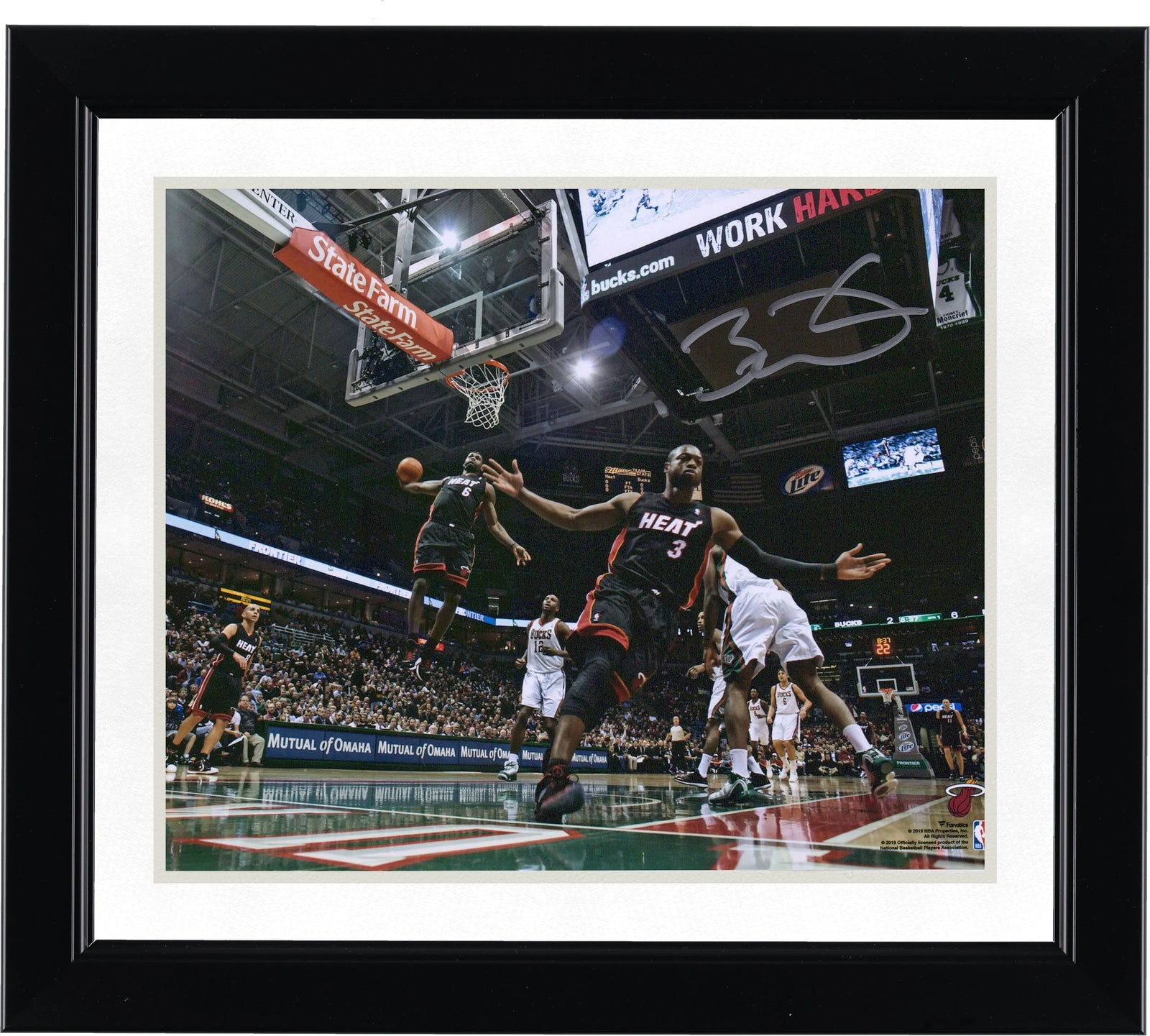 Dwyane Wade Signed 8 x 10 Photograph | Heat Alley-Oop to LeBron James