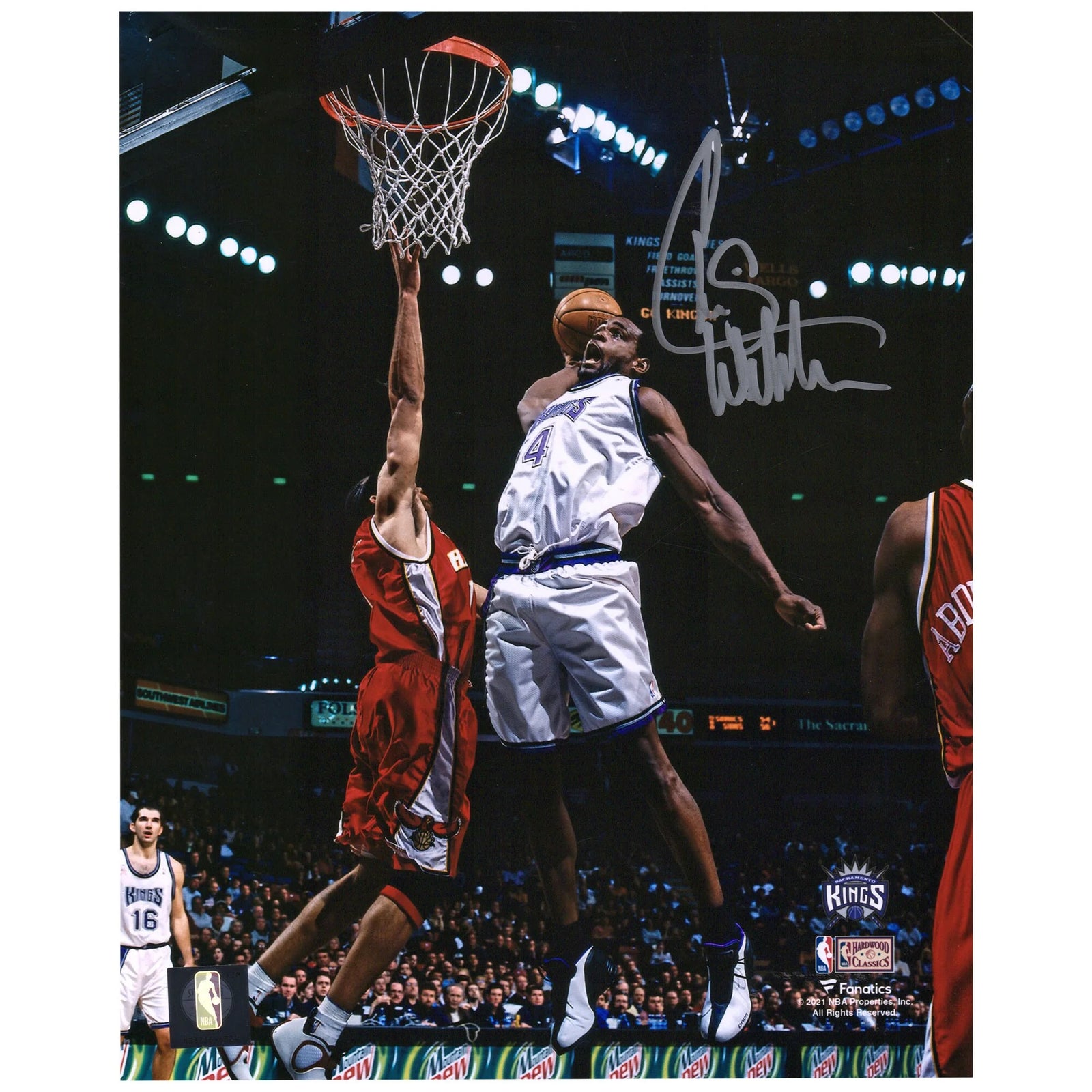 Chris Webber Sacramento Kings Fanatics Authentic Autographed 8'' x 10'' Dunk vs. Hawks Photograph