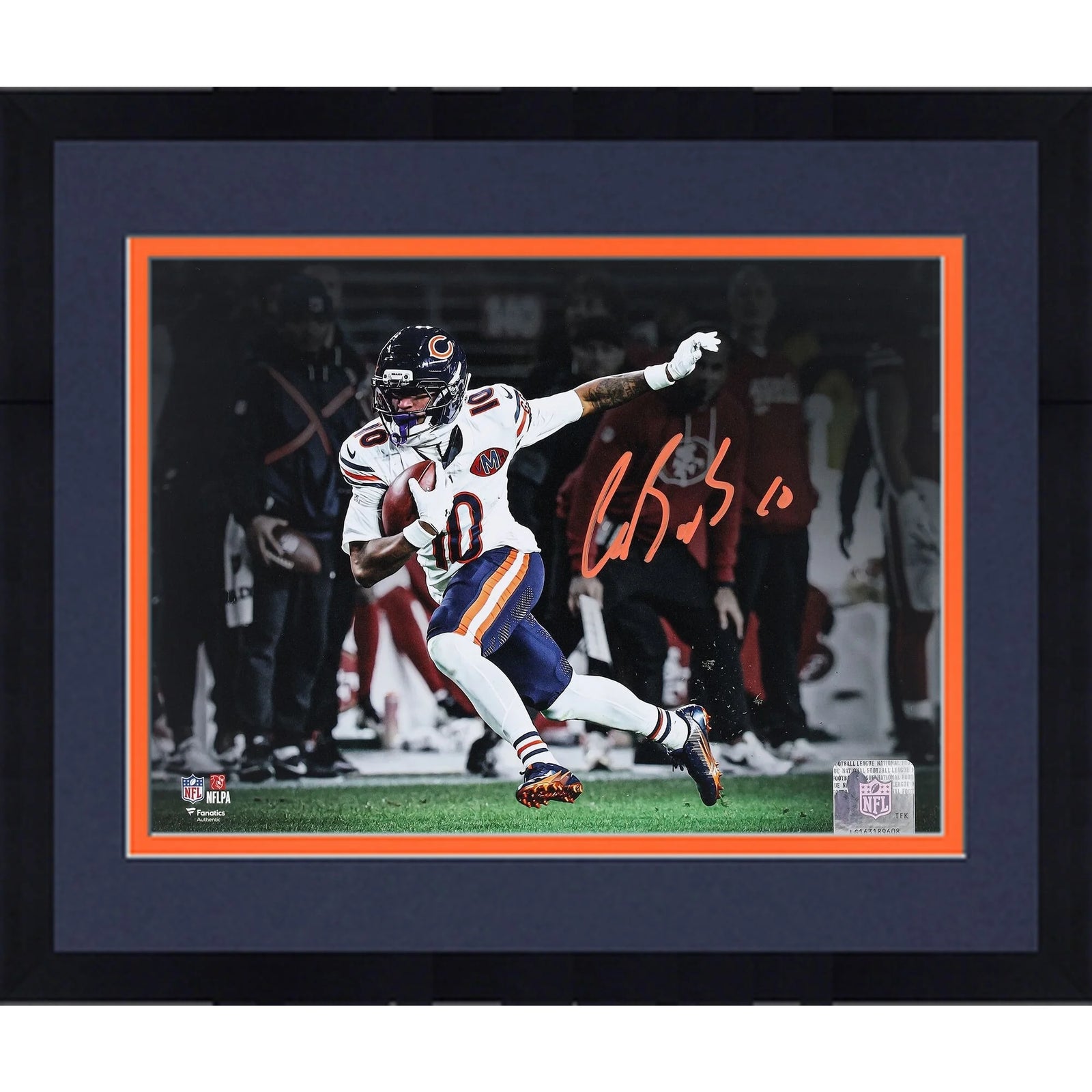 Luther Burden III Signed 8 x 10 Photo | Chicago Bears