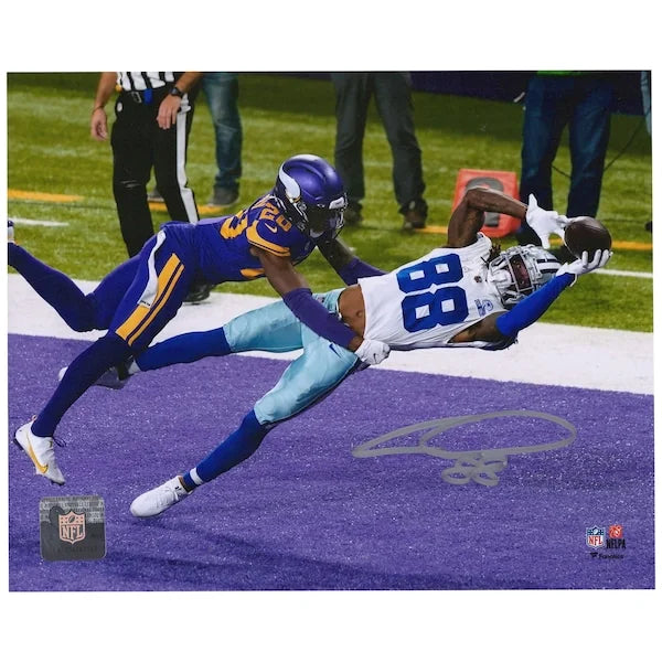 CeeDee Lamb Signed 8 x 10 Photograph | TD Catch vs. Minnesota