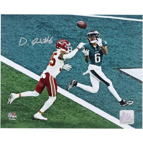DeVonta Smith Philadelphia Eagles Autographed 8" x 10" Super Bowl LIX Touchdown Catch Photograph