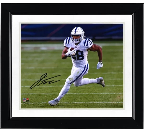 Jonathan Taylor Signed Colts 8 x 10 Photograph | White Jersey