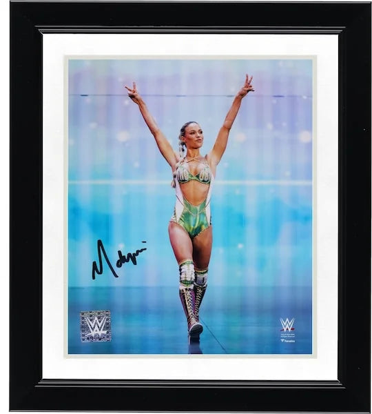 Maxxine Dupri Signed 8 x 10 Entrance Photograph | Authenticated