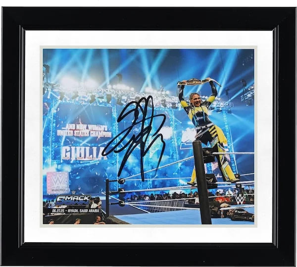Giulia Signed WWE 8 x 10 Photograph | Raising Title