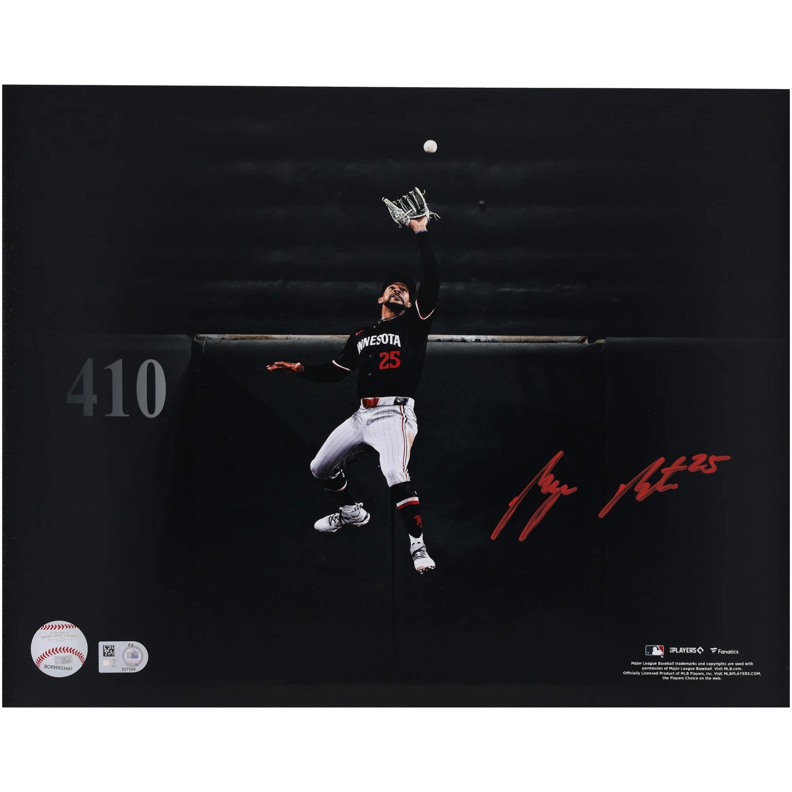 Byron Buxton Signed 11 x 14 Home Run Robbing Wall Catch Photograph | Authenticated