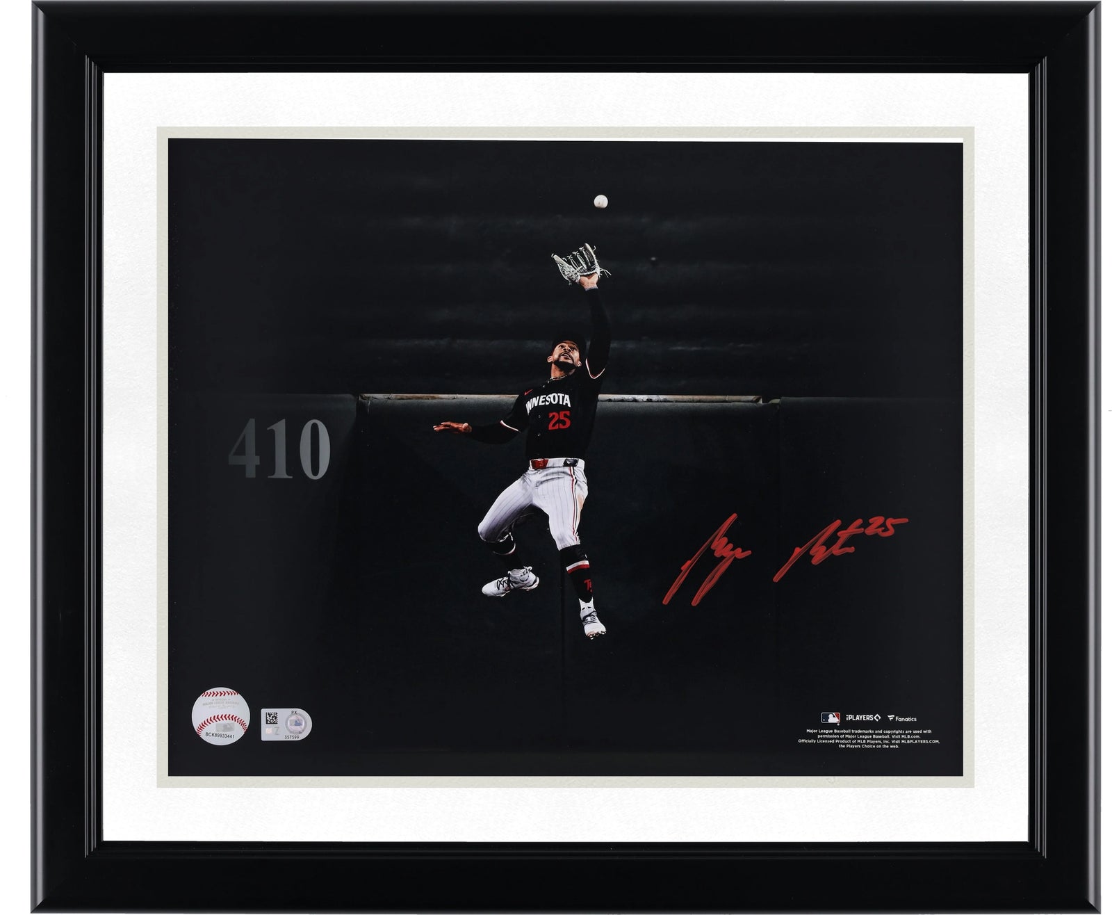 Byron Buxton Signed 11 x 14 Home Run Robbing Wall Catch Photograph | Authenticated