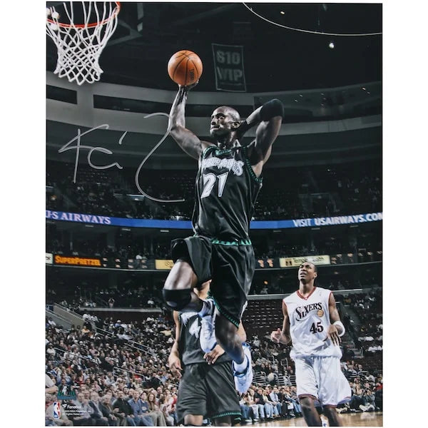 Kevin Garnett Signed 16 x 20 Photograph | Minnesota Timberwolves
