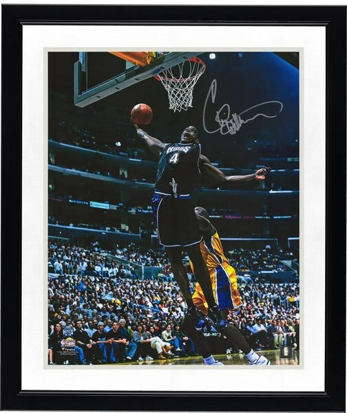 Chris Webber Signed 16 x 20 Photograph | Sacramento Kings Dunk vs Lakers