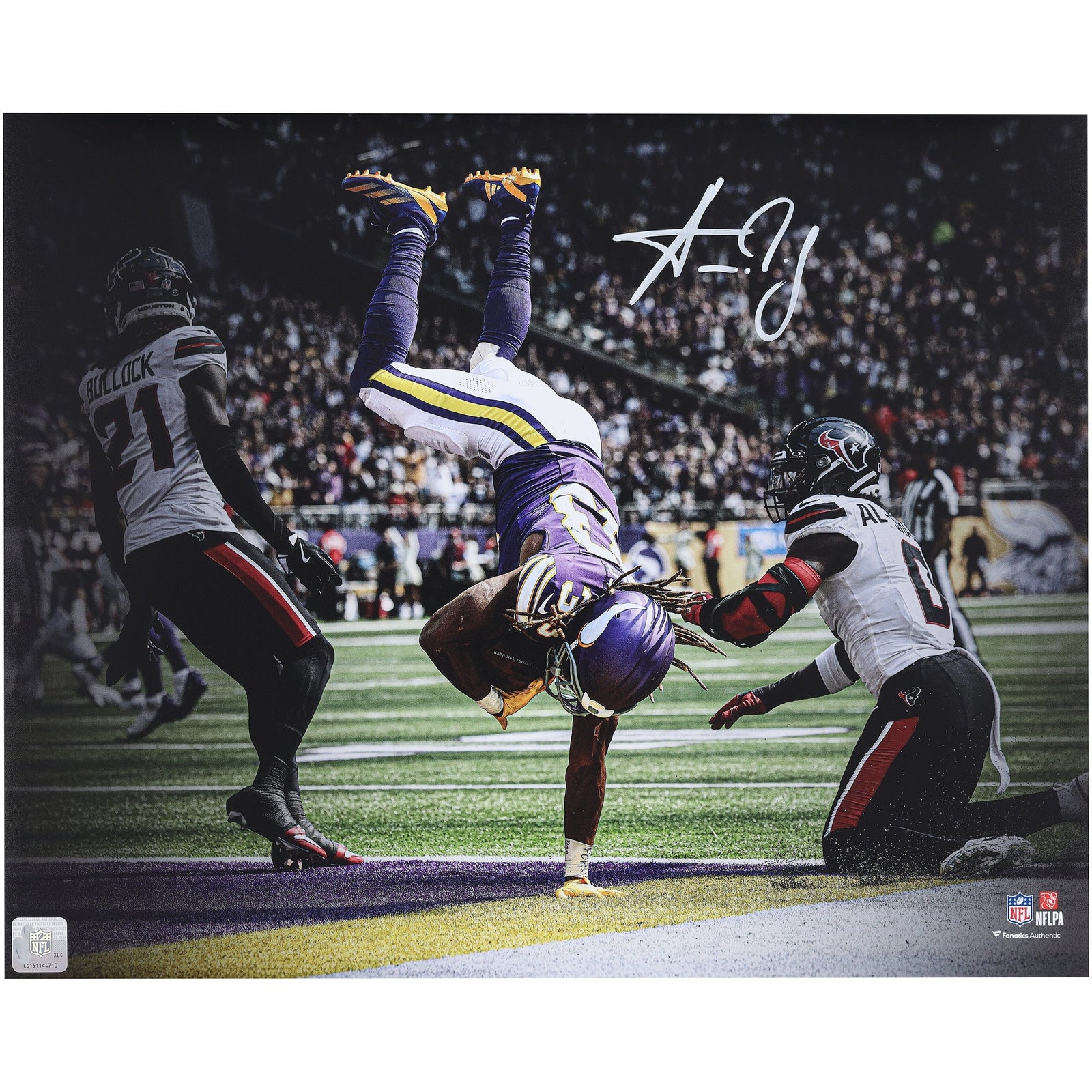 Aaron Jones Minnesota Vikings Autographed 16" x 20" Touchdown Flip Spotlight Photograph - The Ballers Bank