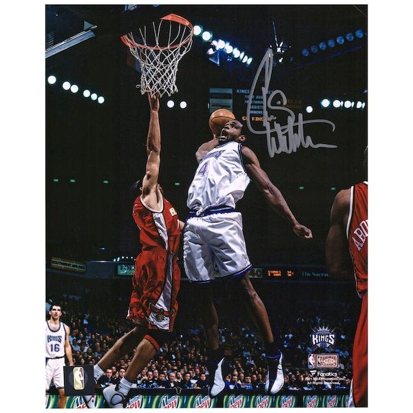 Chris Webber Sacramento Kings Fanatics Authentic Autographed 8'' x 10'' Dunk vs. Hawks Photograph - The Ballers Bank