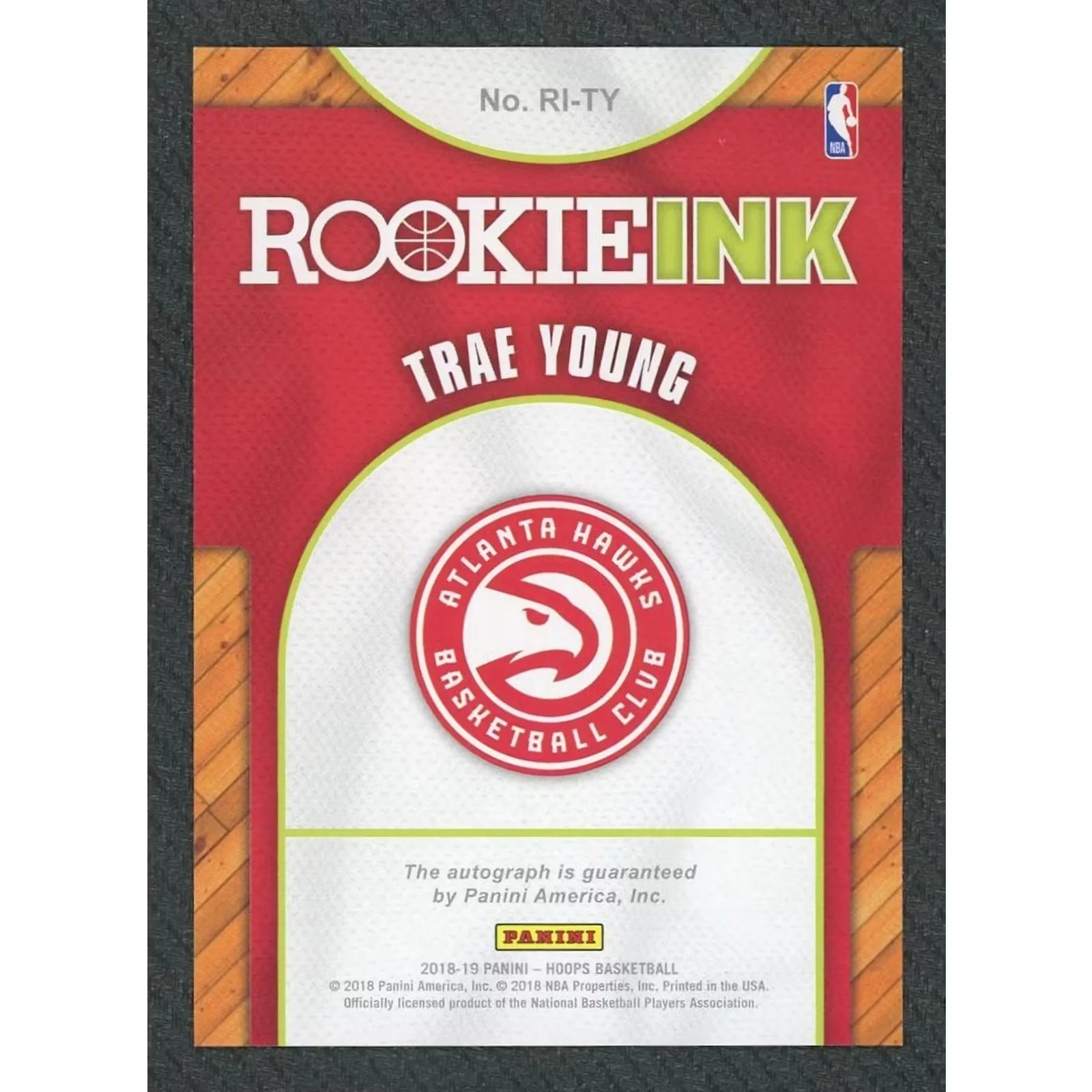 Trae Young 2018 Panini Hoops Rookie Ink Card