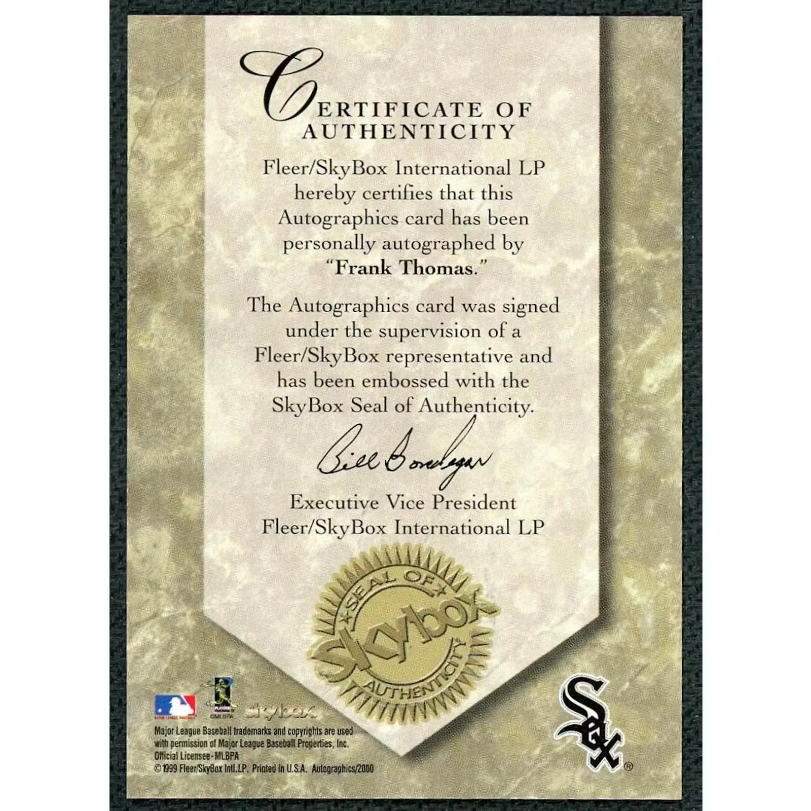 Frank Thomas Signed 1999 Skybox Autographics Card