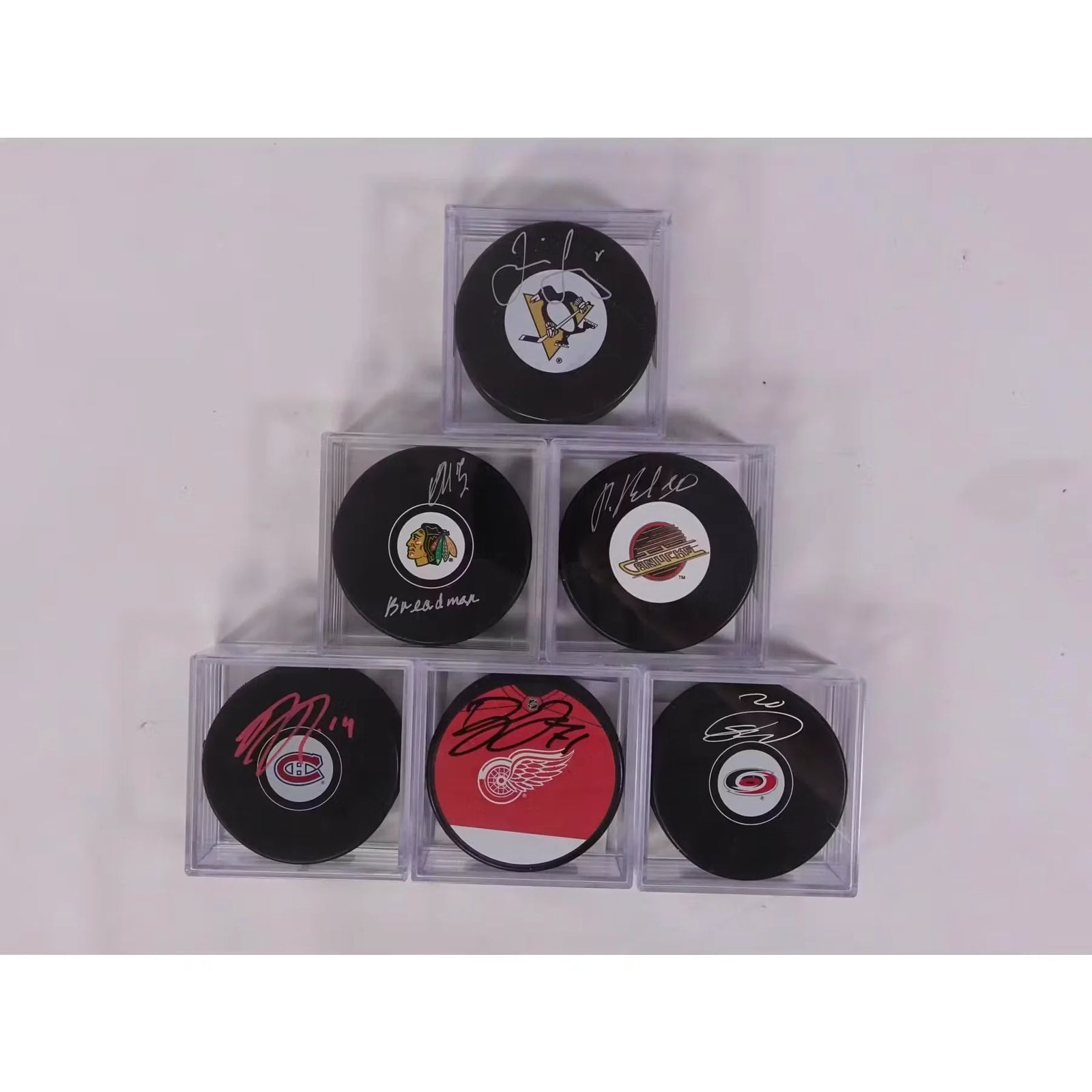 2025 26 Hit Parade Autographed Hockey Puck Series 11 Frozen Dozen Edition
