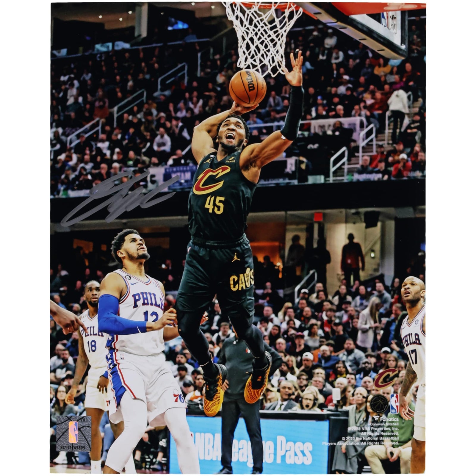 Donovan Mitchell Cleveland Cavaliers Fanatics Authentic Autographed 8" x 10" Dunk in Black Photograph - The Ballers Bank