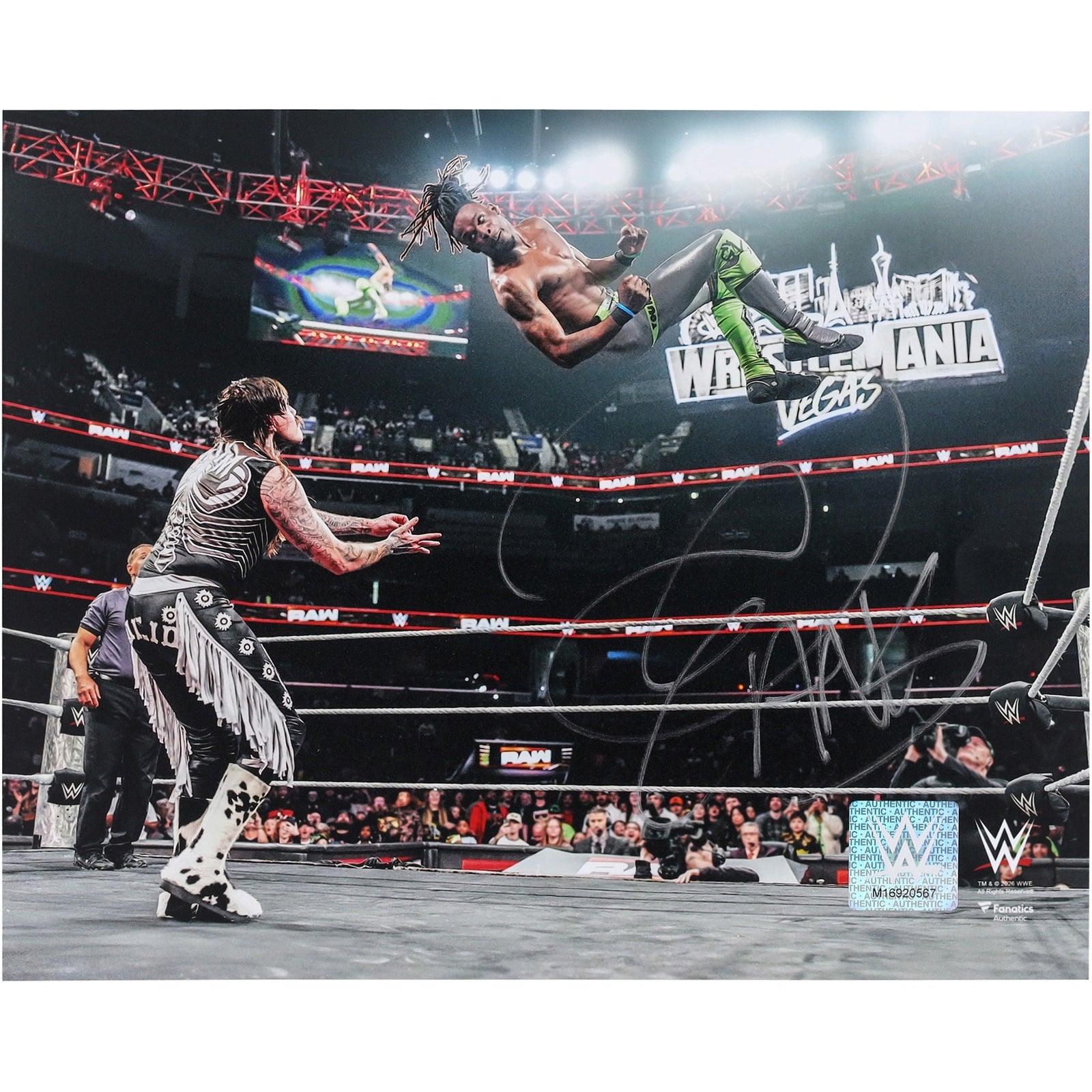 Je'Von Evans WWE Autographed Fanatics Authentic 8" x 10" Cutter on Dominik Mysterio Photograph - The Ballers Bank