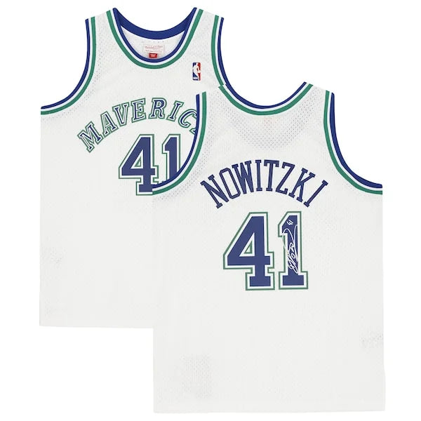 Dirk Nowitzki Signed Dallas Mavericks White Nike 1998 Swingman Jersey | Authenticated