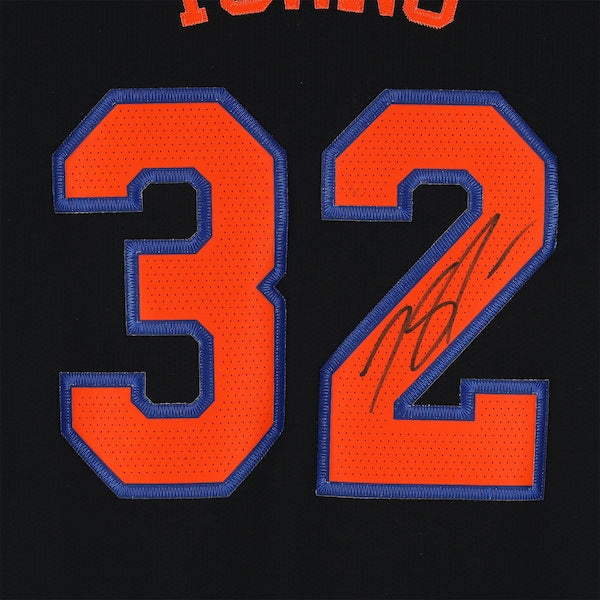 Karl-Anthony Towns New York Knicks Autographed Fanatics Authentic Black Jordan Brand 2025-26 Statement Edition Authentic Jersey