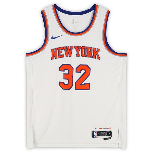 Karl - Anthony Towns New York Knicks Autographed Fanatics Authentic White Nike 2022 - 23 Association Edition Swingman Jersey - The Ballers Bank