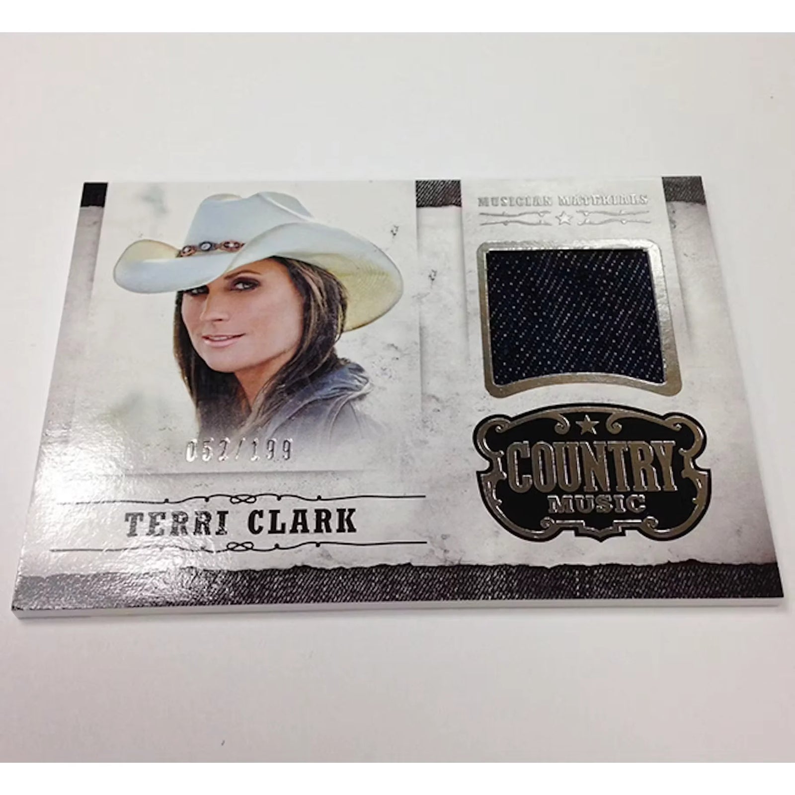 2014 Panini Country Music Hobby Box | Inaugural Edition (Ships Sealed Only)