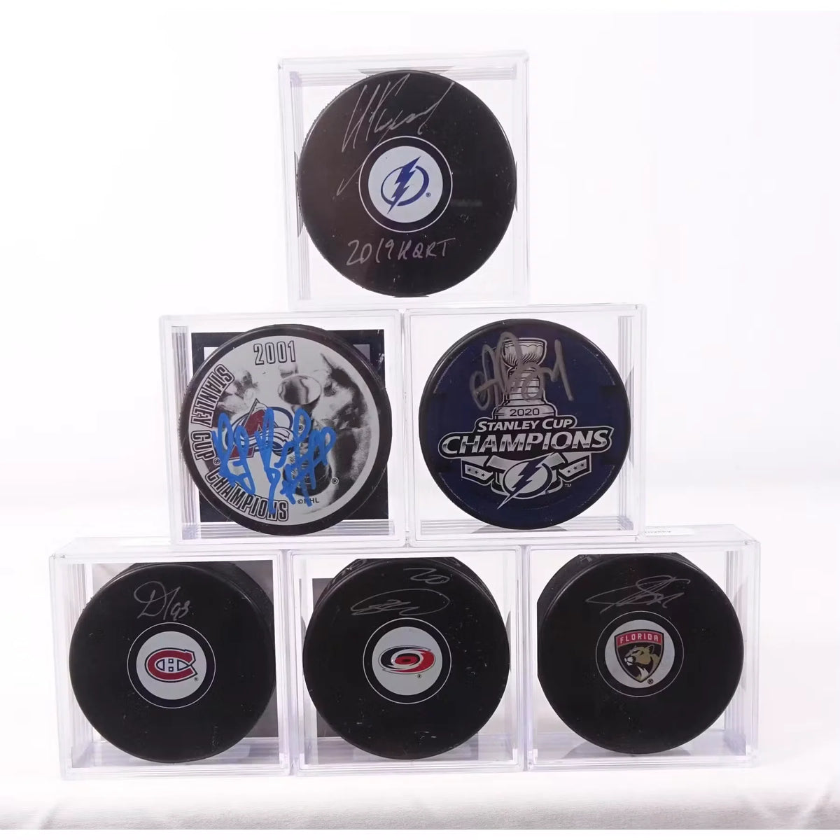 2026-27 Hit Parade Autographed Elite Hockey Puck Series 3 Hobby 10-Box Case | P6052460