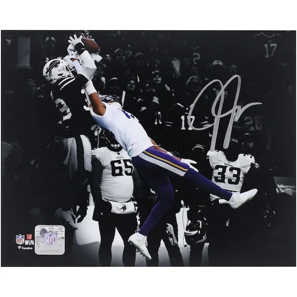 Justin Jefferson Signed 8 x 10 Photo | Vikings Spotlight Catch vs Bills