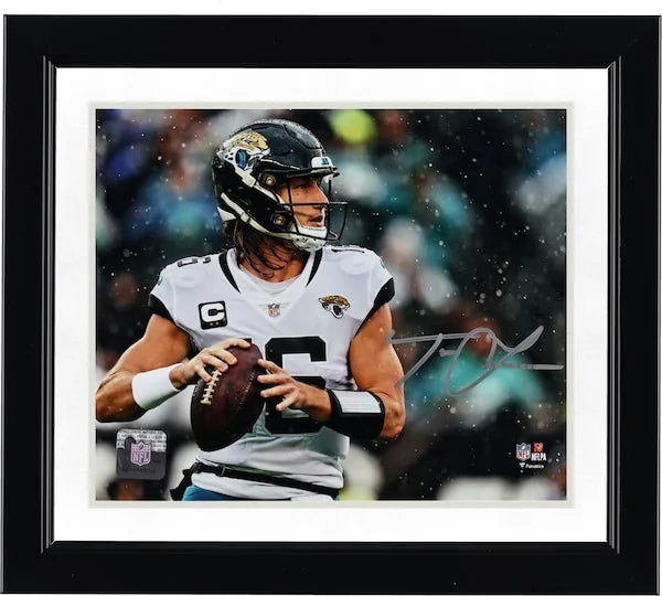 Trevor Lawrence Signed 8 x 10 Photograph | Jacksonville Jaguars
