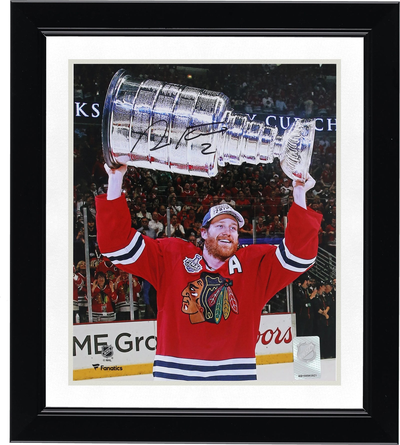 Duncan Keith Signed 8 x 10 Photograph | 2015 Stanley Cup Champions