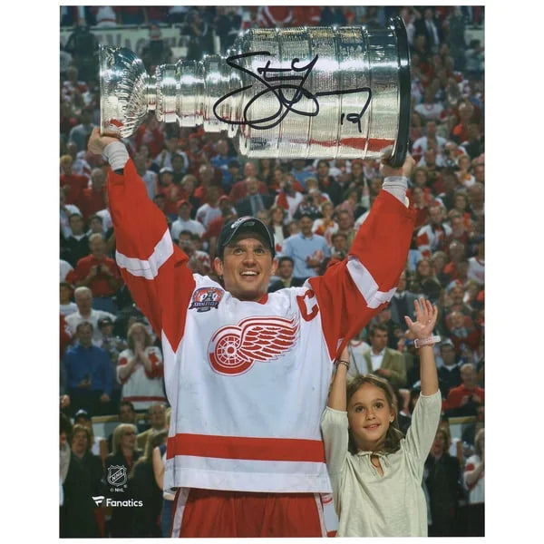 Steve Yzerman Signed Detroit Red Wings 8 x 10 Raising Cup Photograph | W08HKYZ0004