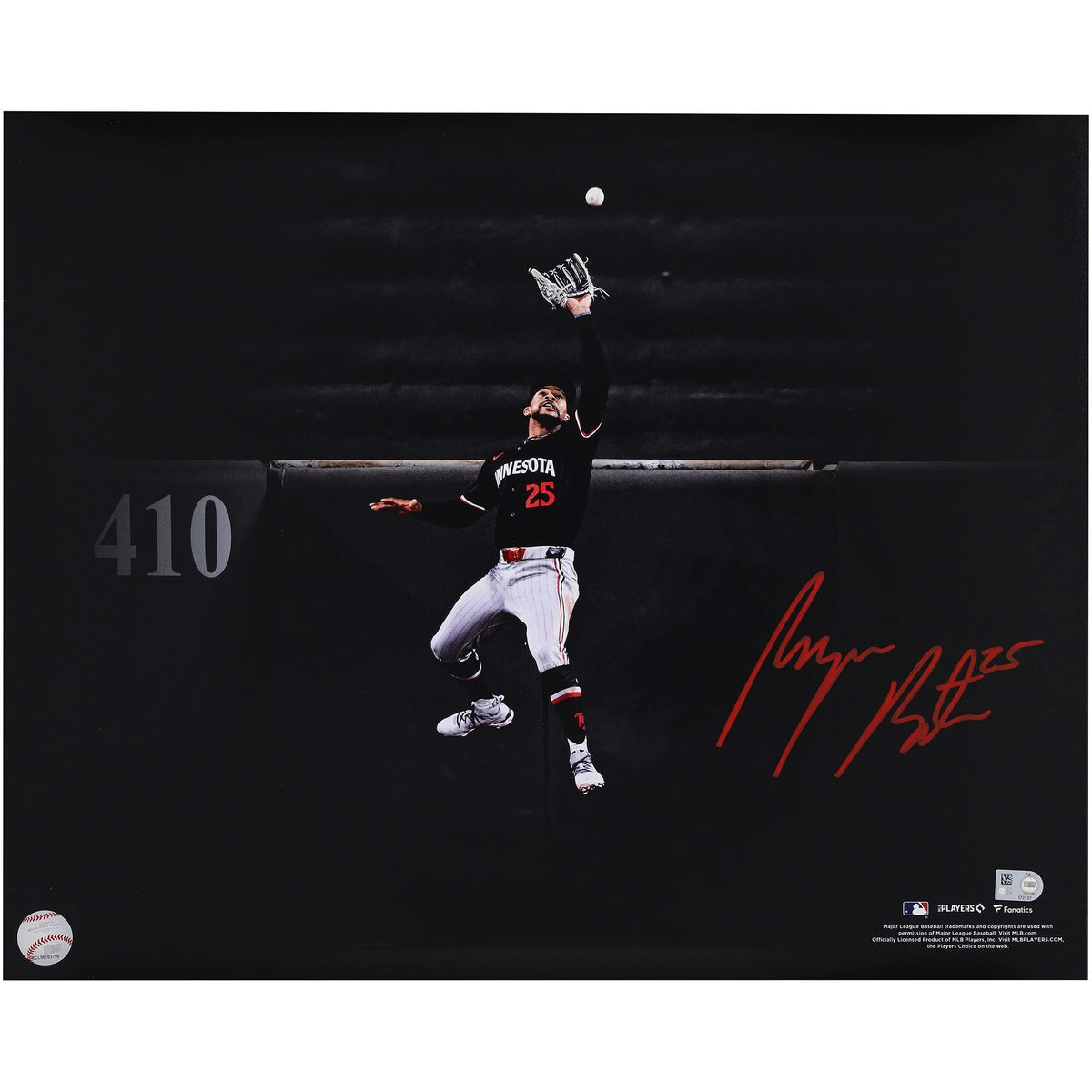 Byron Buxton Signed 16 x 20 Photograph | Home Run Robbing Wall Catch