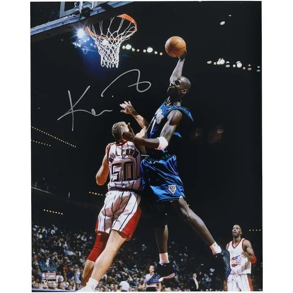 Kevin Garnett Signed Timberwolves 16 x 20 Photo | One-Handed Dunk