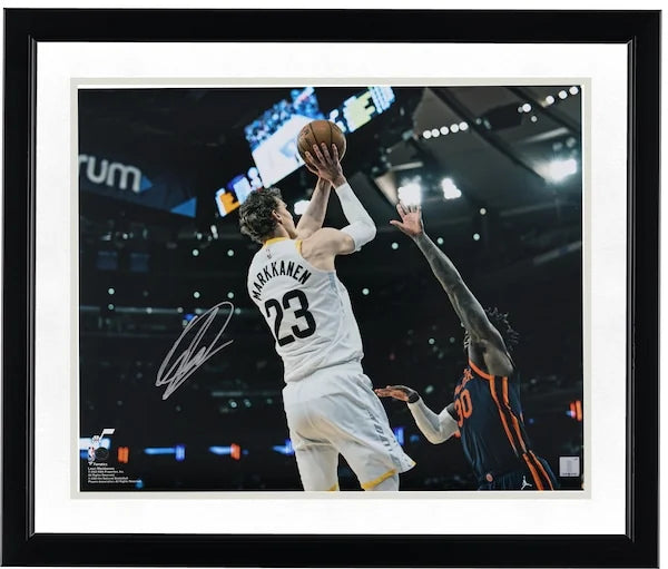 Lauri Markkanen Signed 16 x 20 Photograph | Utah Jazz vs Knicks