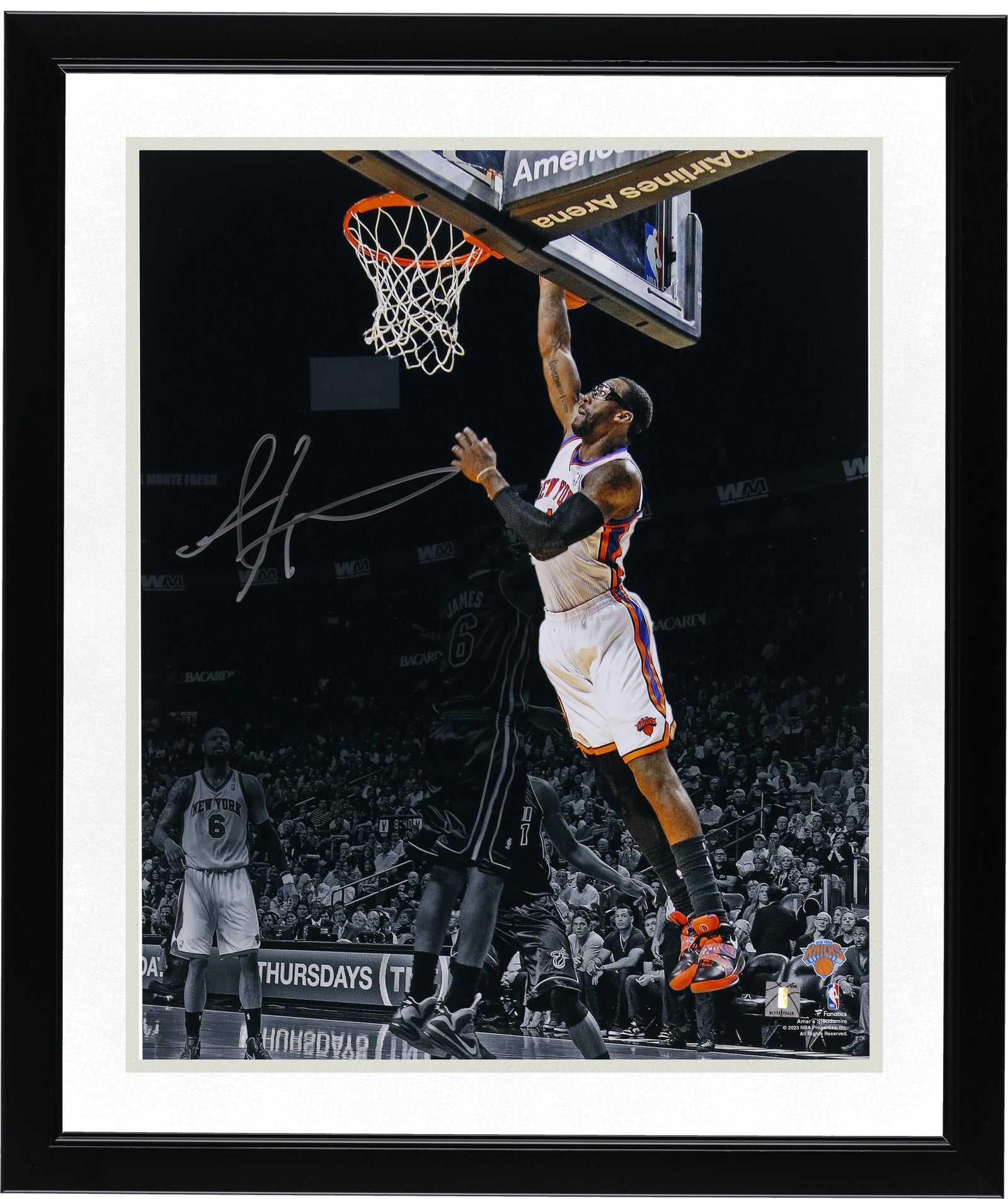 Amar'e Stoudemire Signed Knicks 16 x 20 Photo | Spotlight Dunk vs. Miami Heat
