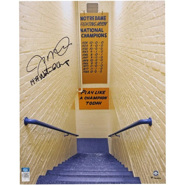 Joe Montana Signed Notre Dame 16 x 20 Photo | 1977 National Champs Inscription