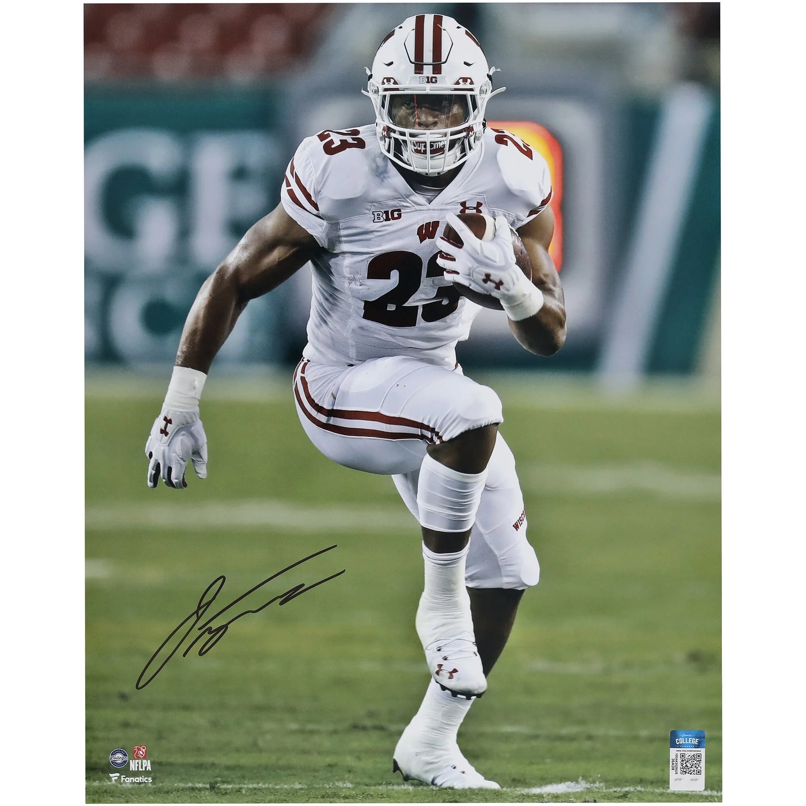 Jonathan Taylor Signed Wisconsin Badgers 16 x 20 Photo | Authenticated