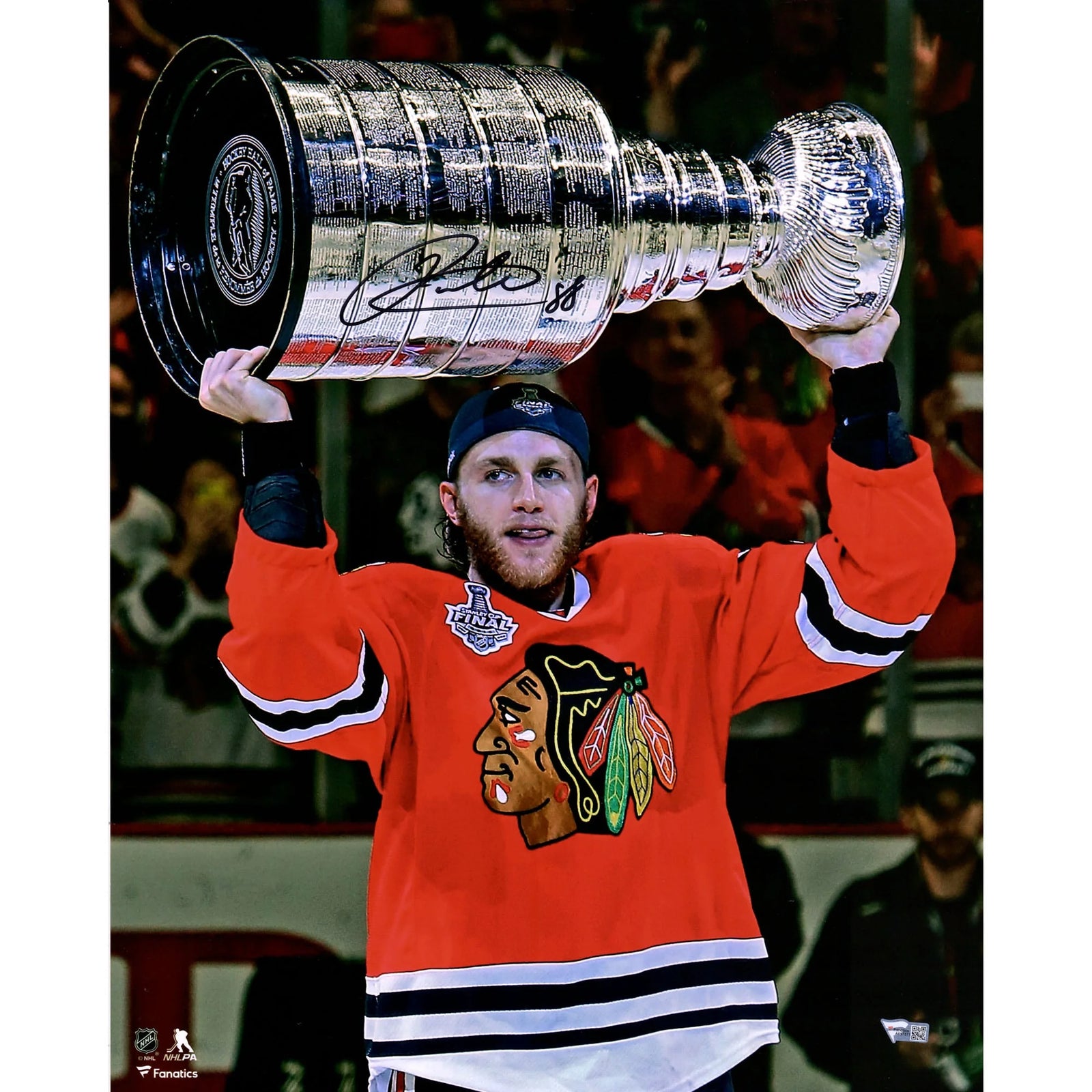 Patrick Kane Signed 16 x 20 Photograph | 2015 Stanley Cup
