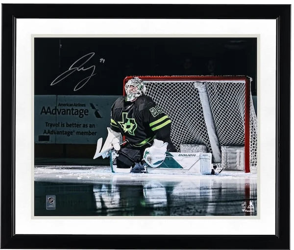 Jake Oettinger Signed 16 x 20 Black Alternate Jersey In Net Photograph | Dallas Stars