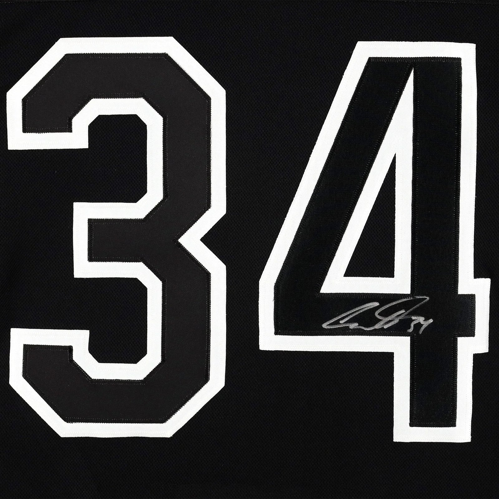 Auston Matthews Signed Toronto Maple Leafs Black Alternate Jersey | Authenticated