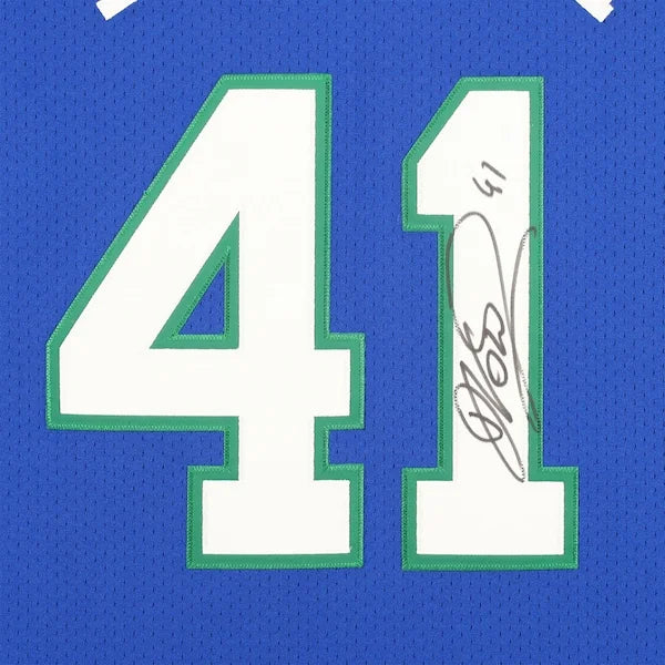Dirk Nowitzki Signed Dallas Mavericks 1998 Jersey | Authenticated