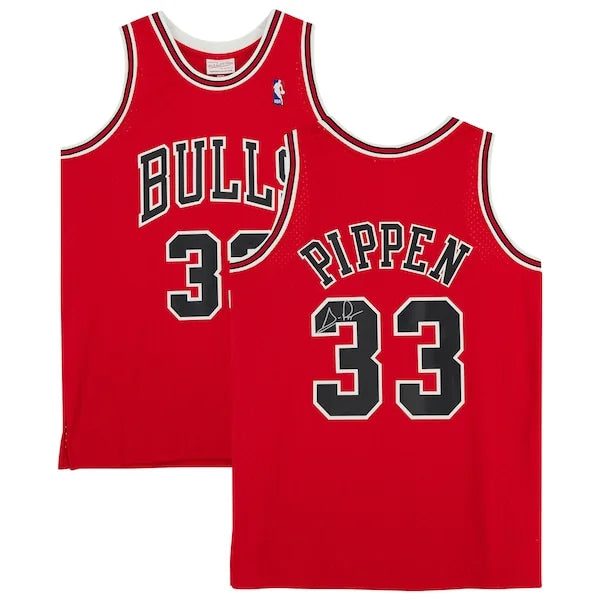 Scottie Pippen Signed Chicago Bulls Jersey | Mitchell & Ness 1997-1998