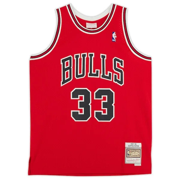 Scottie Pippen Signed Chicago Bulls Jersey | 1997-1998 Mitchell & Ness with 6x Champ Inscr