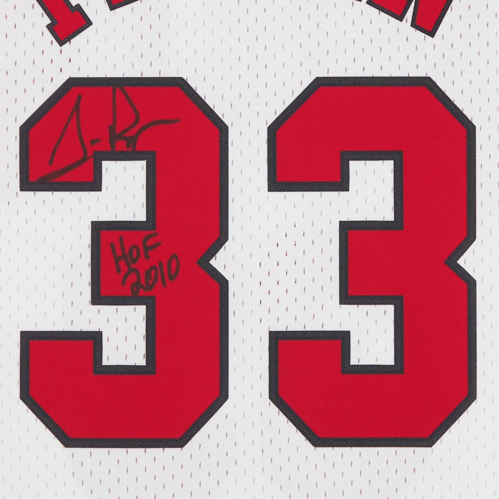 2010 Scottie Pippen Signed Chicago Bulls Jersey | Mitchell & Ness 1997-1998 White Swingman with