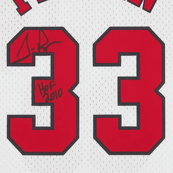2010 Scottie Pippen Signed Chicago Bulls Jersey | Mitchell & Ness 1997-1998 White Swingman with