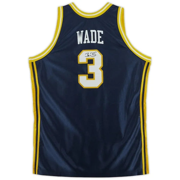 Dwyane Wade Signed Marquette Golden Eagles Jersey | Mitchell & Ness 2002