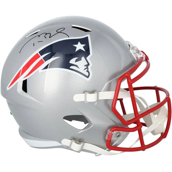 Tom Brady Signed Riddell Speed Replica Helmet | New England Patriots | WRHLTBR0175