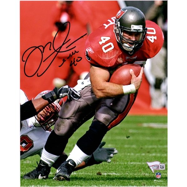 Mike Alstott Tampa Bay Buccaneers Fanatics Authentic Autographed 8" x 10" Red Running Photograph - The Ballers Bank
