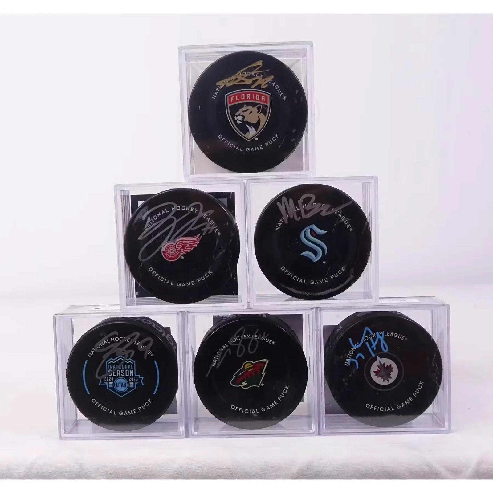 2026-27 Hit Parade Autographed Legendary Hockey Puck Series 1 Hobby 10-Box Case - Game Puck Edition